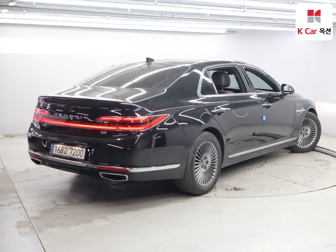 جينيسيس G90 - 2