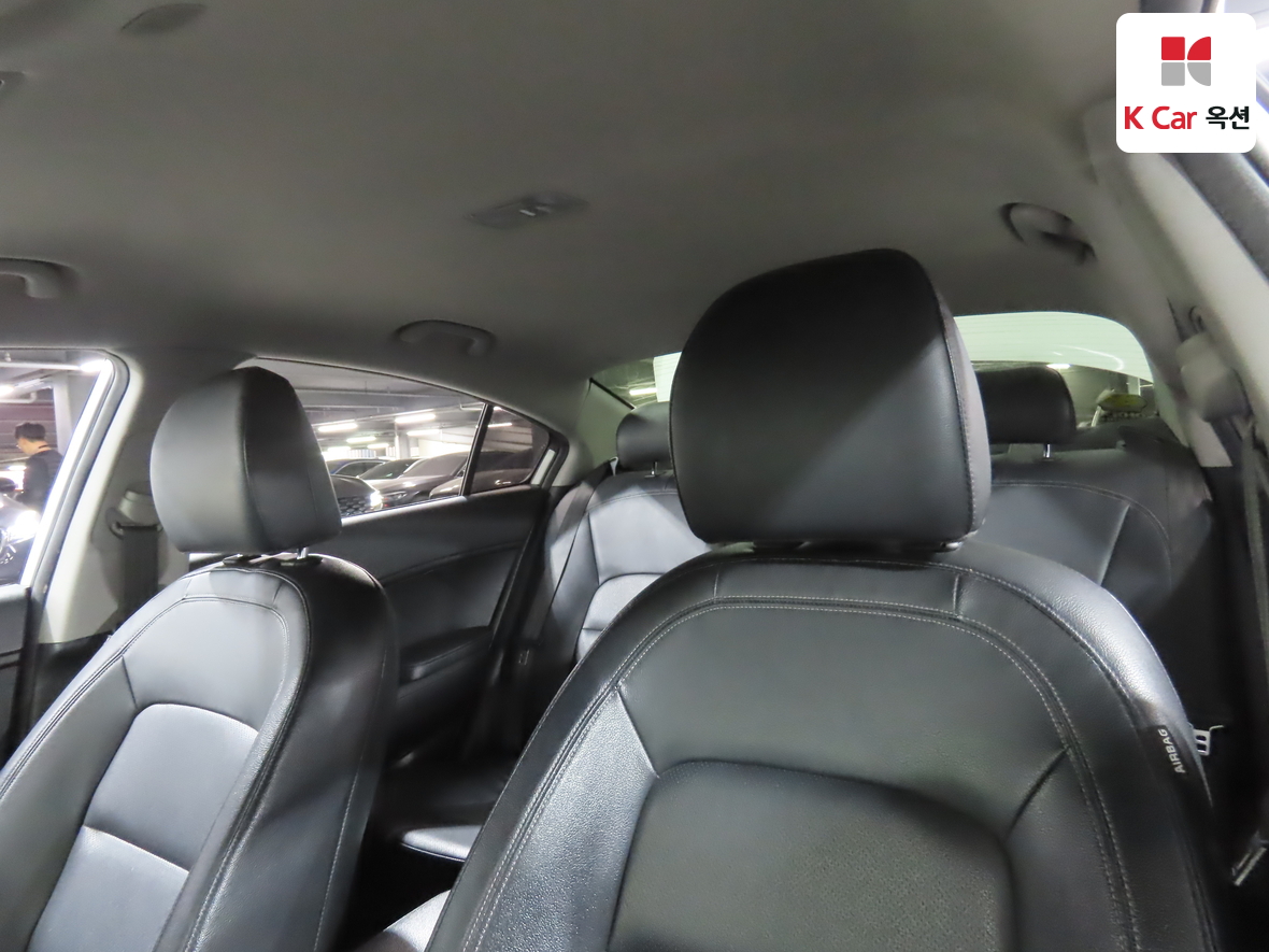 Kia K3 2014 - Image 18