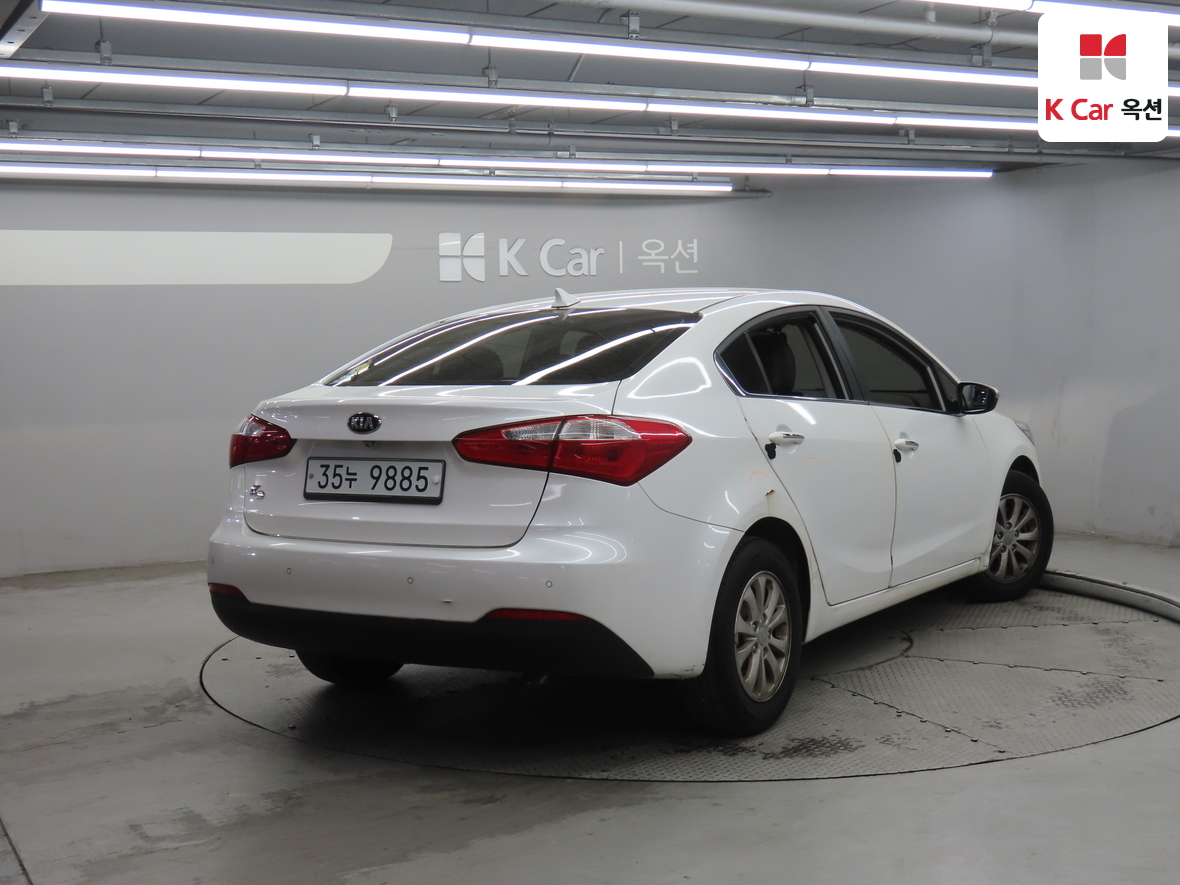 Kia K3 2014 - Image 2
