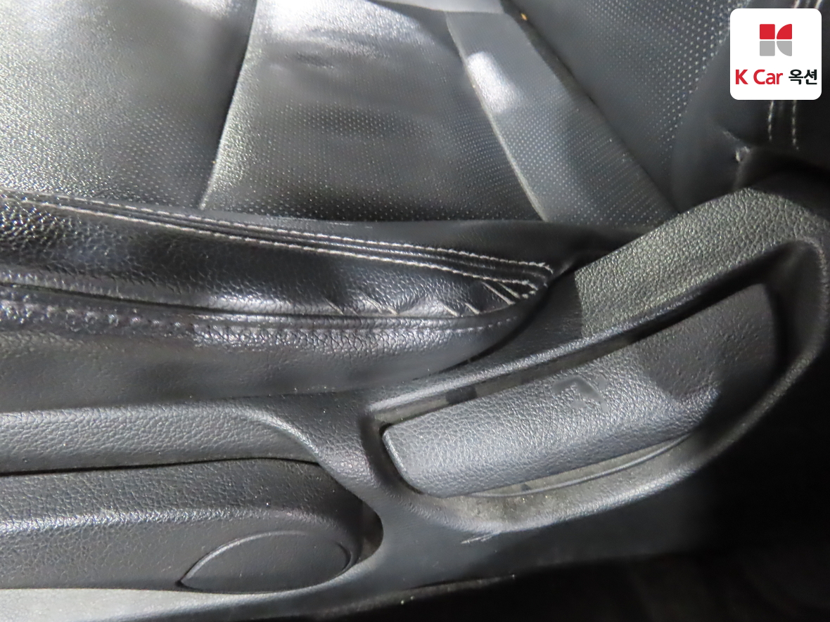 Kia K3 2014 - Image 19