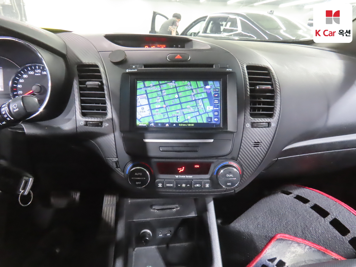 Kia K3 2014 - Image 6