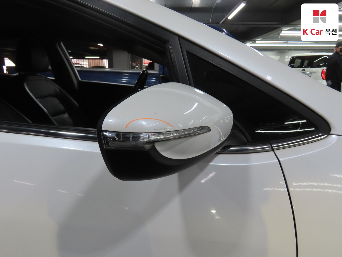 Kia K3 2014 - Image 43