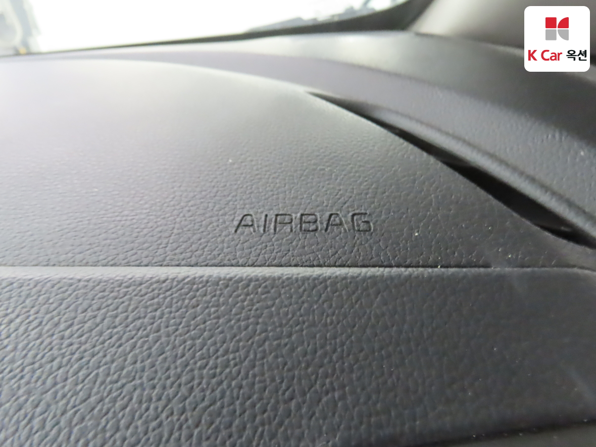 Kia K3 2014 - Image 31