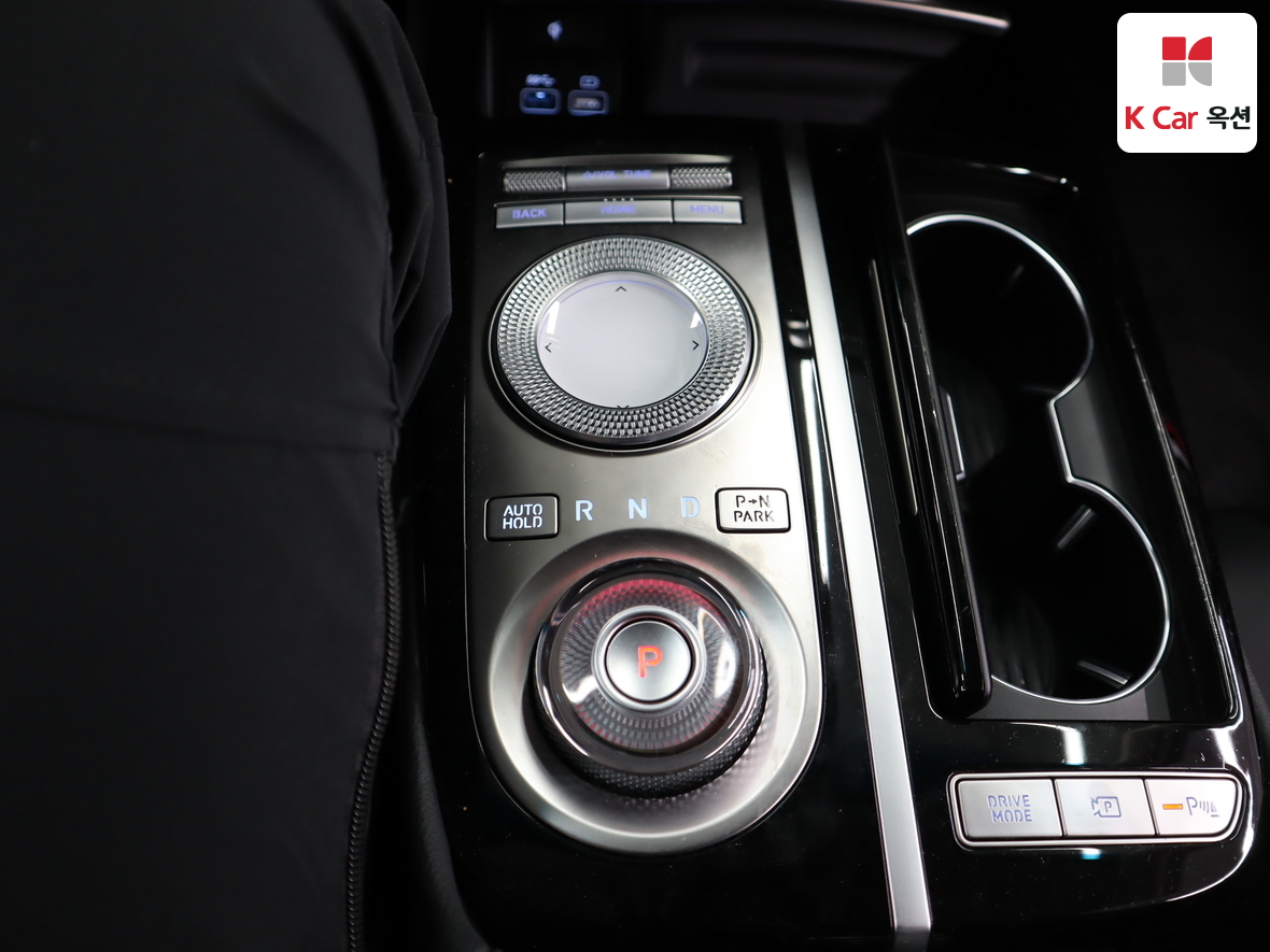 جينيسيس G80 2022 - صورة 16