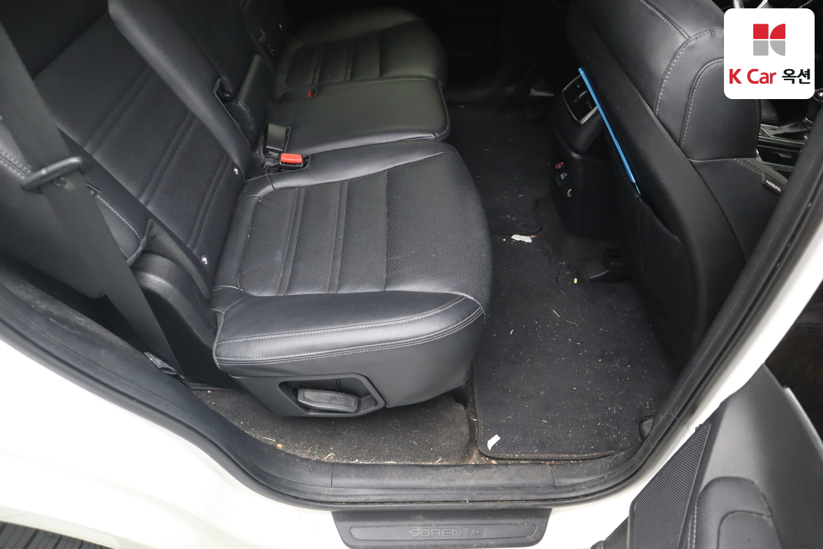 Kia Sorento - 29
