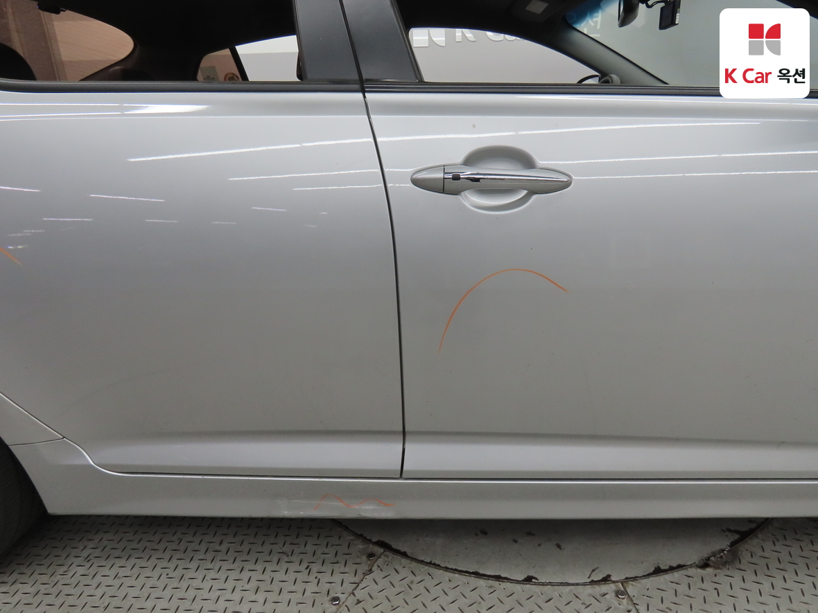 Kia K5 2011 - Image 40