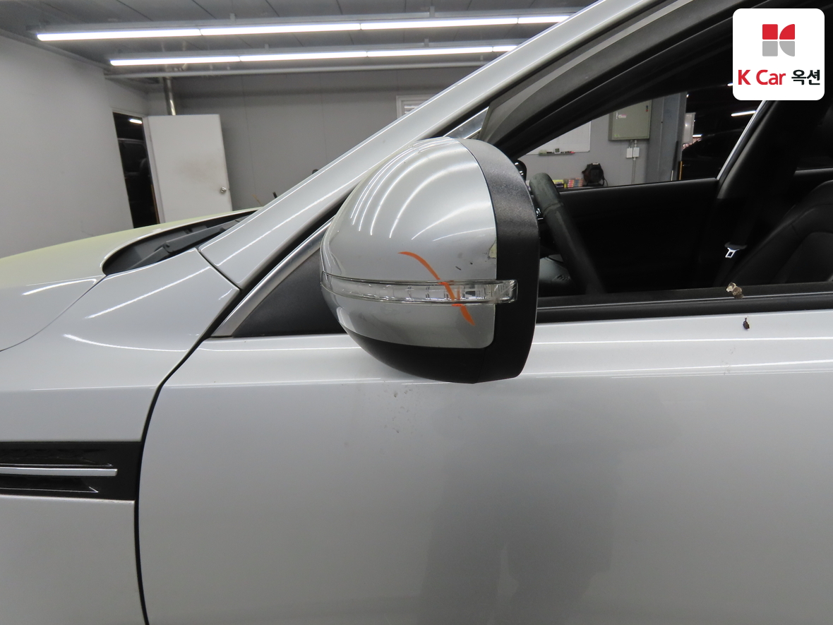 Kia K5 2011 - Image 36