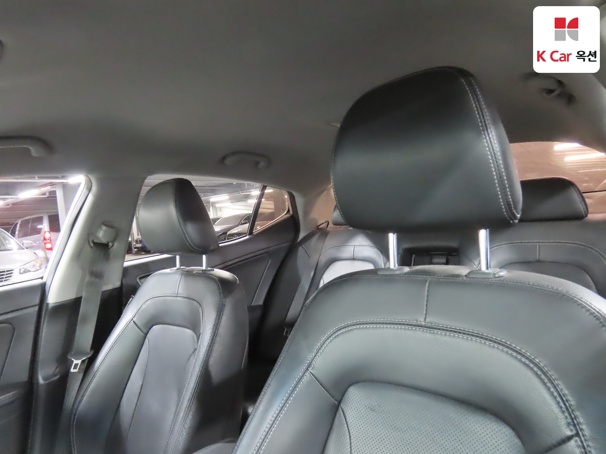 Kia K5 2011 - Image 19