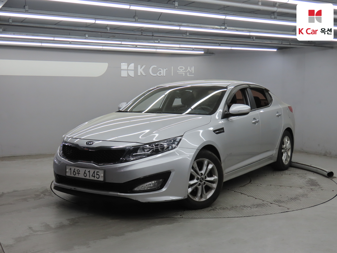 Kia K5 2011 - Image 1