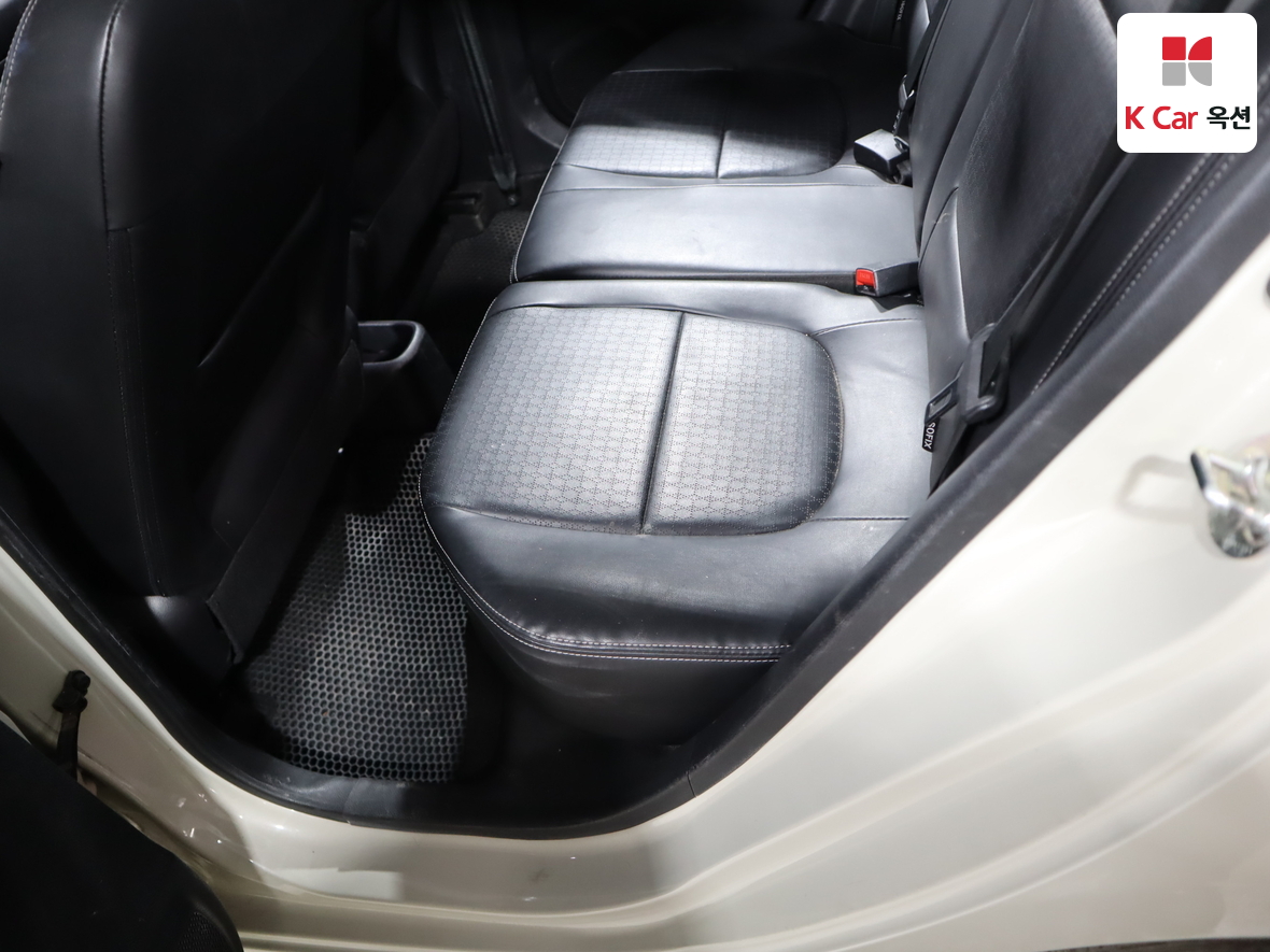 كيا مورنينج 2016 - صورة 23