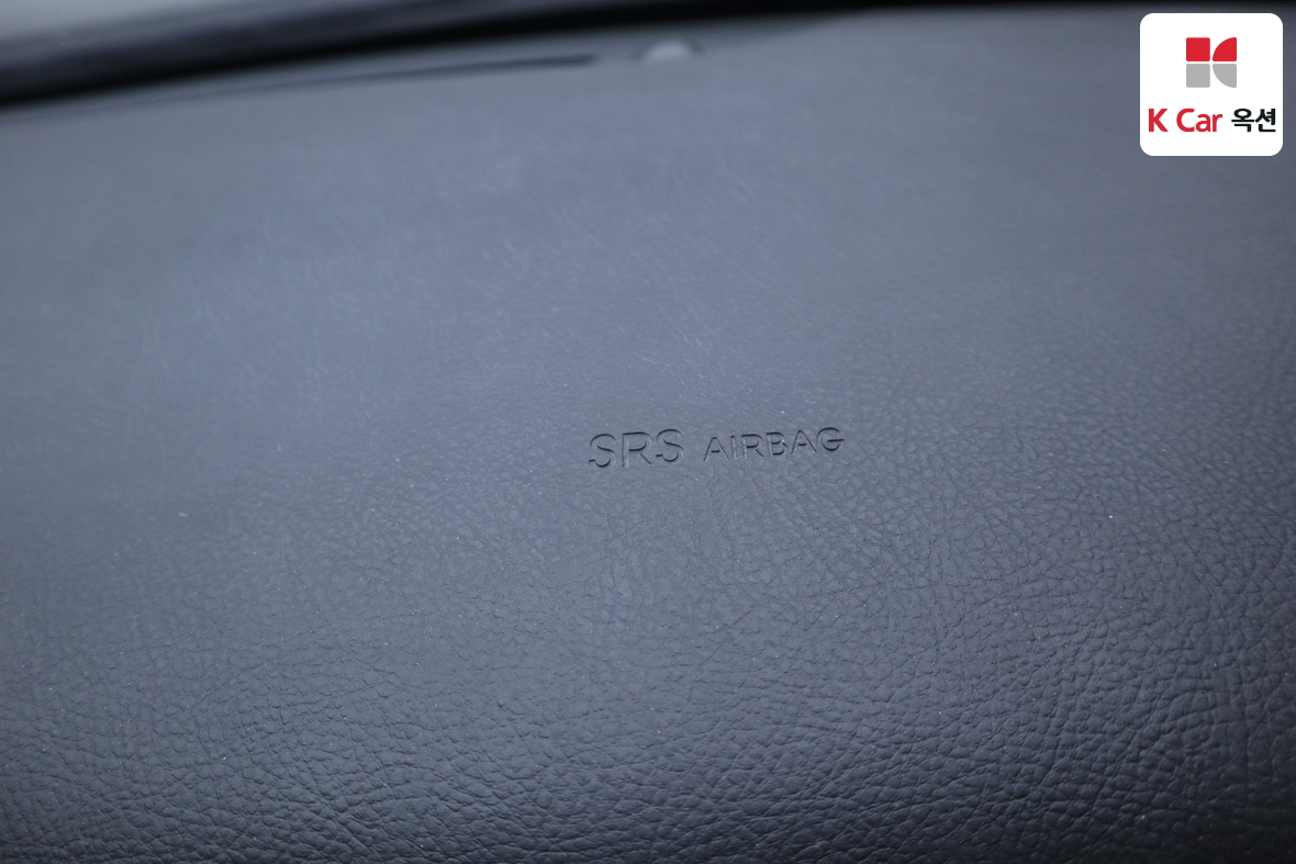 Hyundai Genesis - 30