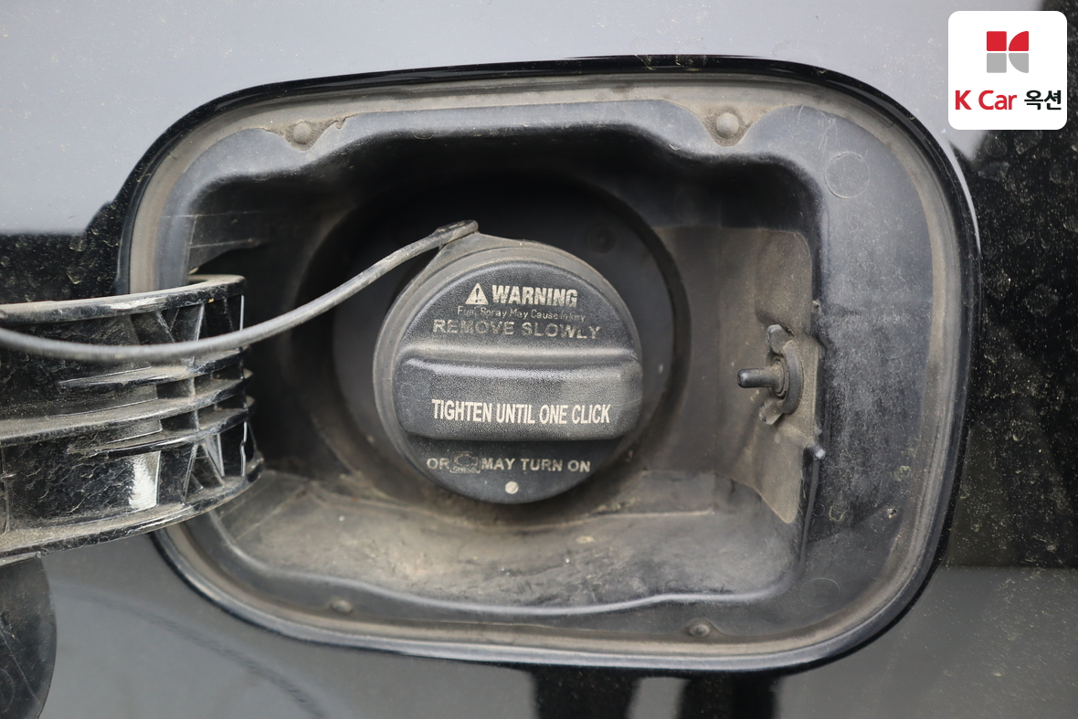 Hyundai Genesis - 24