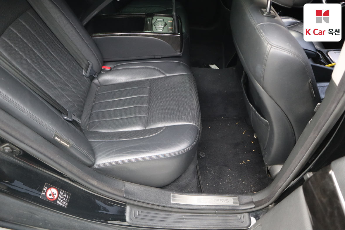 Hyundai Genesis - 27