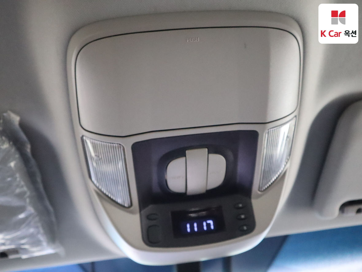 KG Mobility Korando Turismo - 12