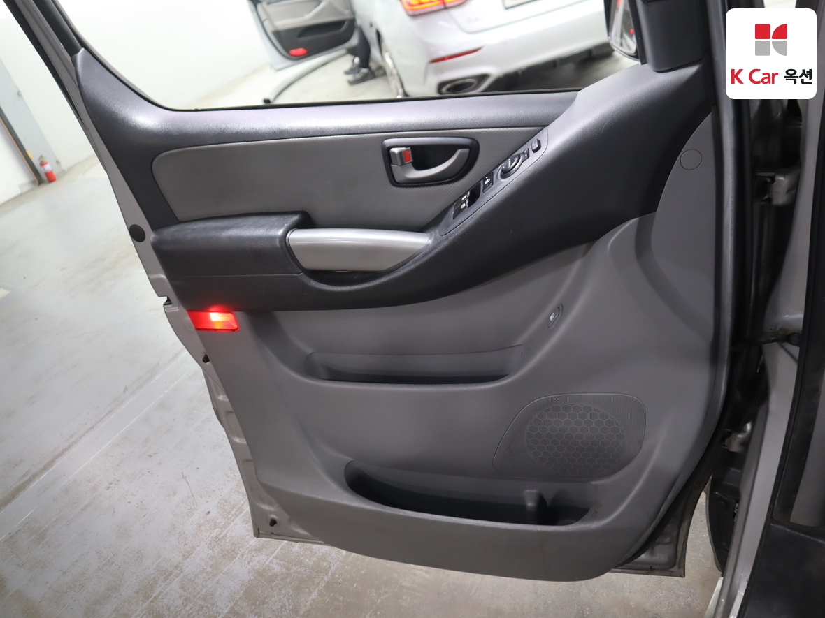 현대자동차 그랜드 스타렉스 2018 - 이미지 8