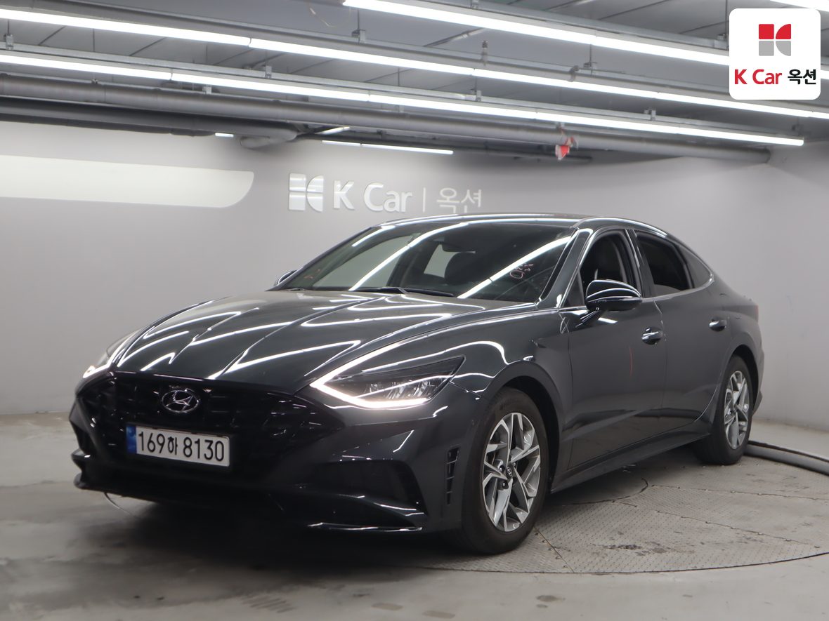 Hyundai Sonata 2022 - Image 1