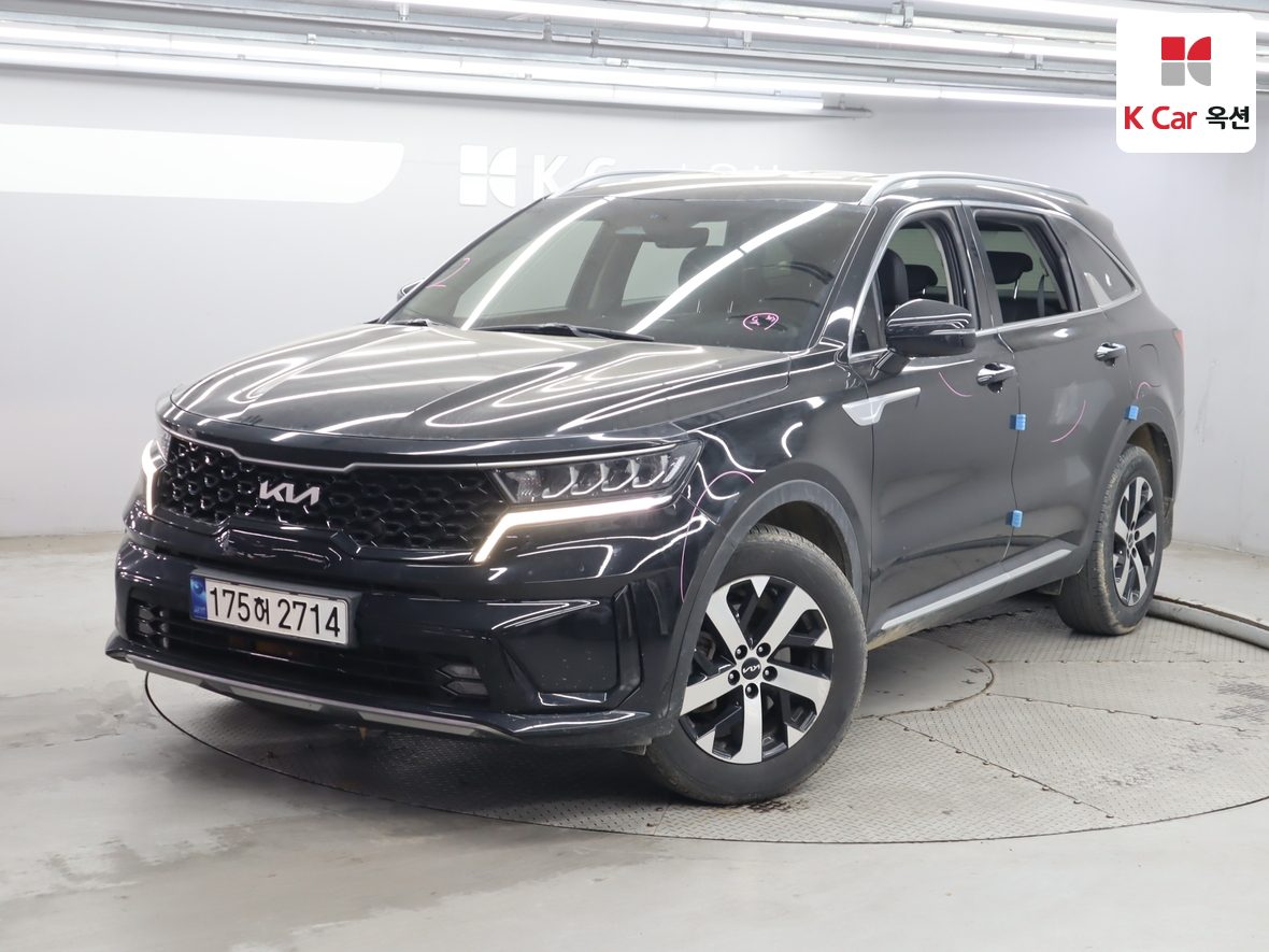 كيا سورينتو 2023 - صورة 1