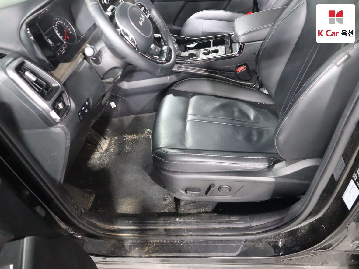 كيا سورينتو 2023 - صورة 18