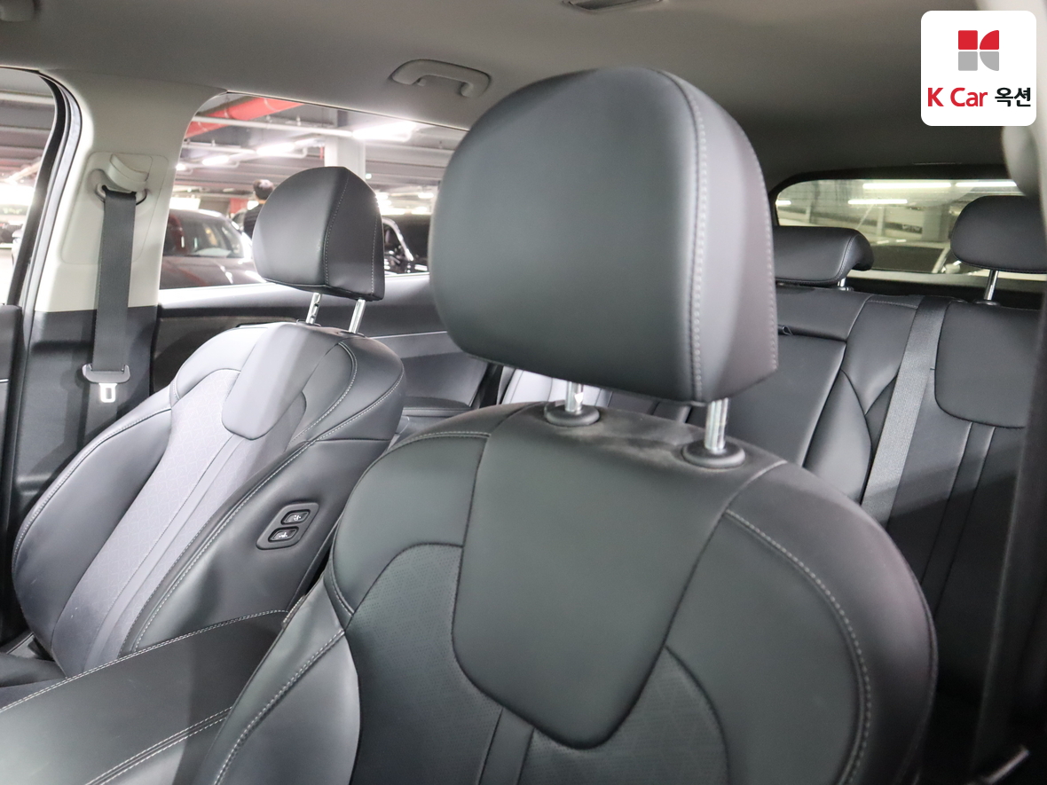 كيا سورينتو 2023 - صورة 19