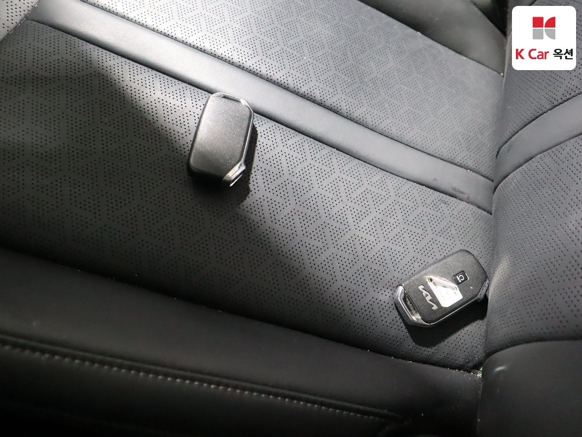 كيا سورينتو 2023 - صورة 17