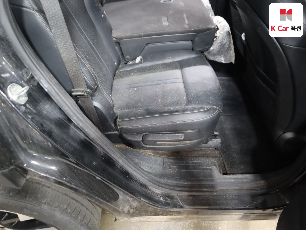 كيا سورينتو 2021 - صورة 29