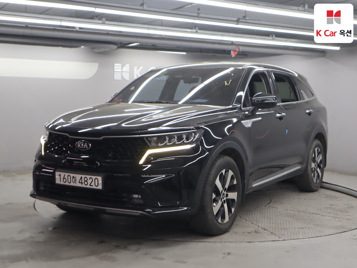 كيا سورينتو 2021 - صورة 1