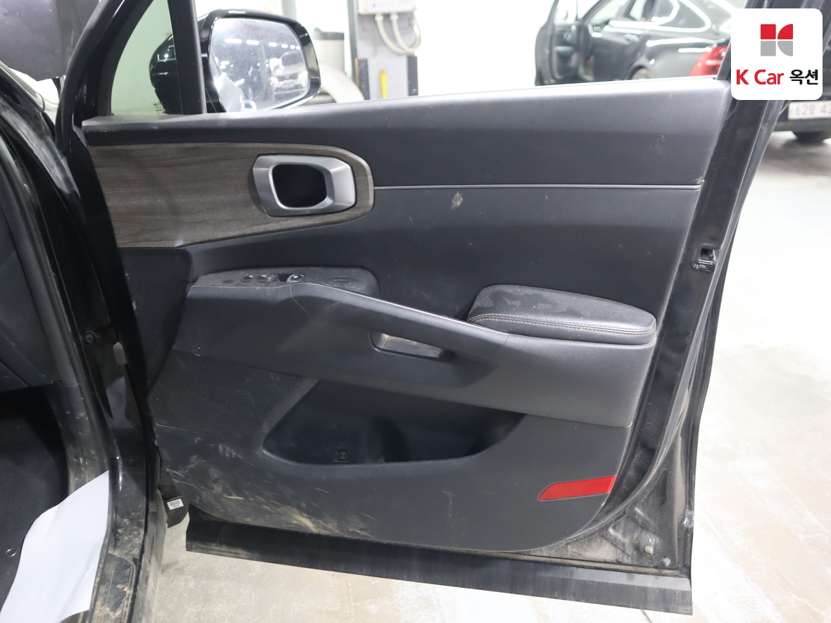 كيا سورينتو 2021 - صورة 30