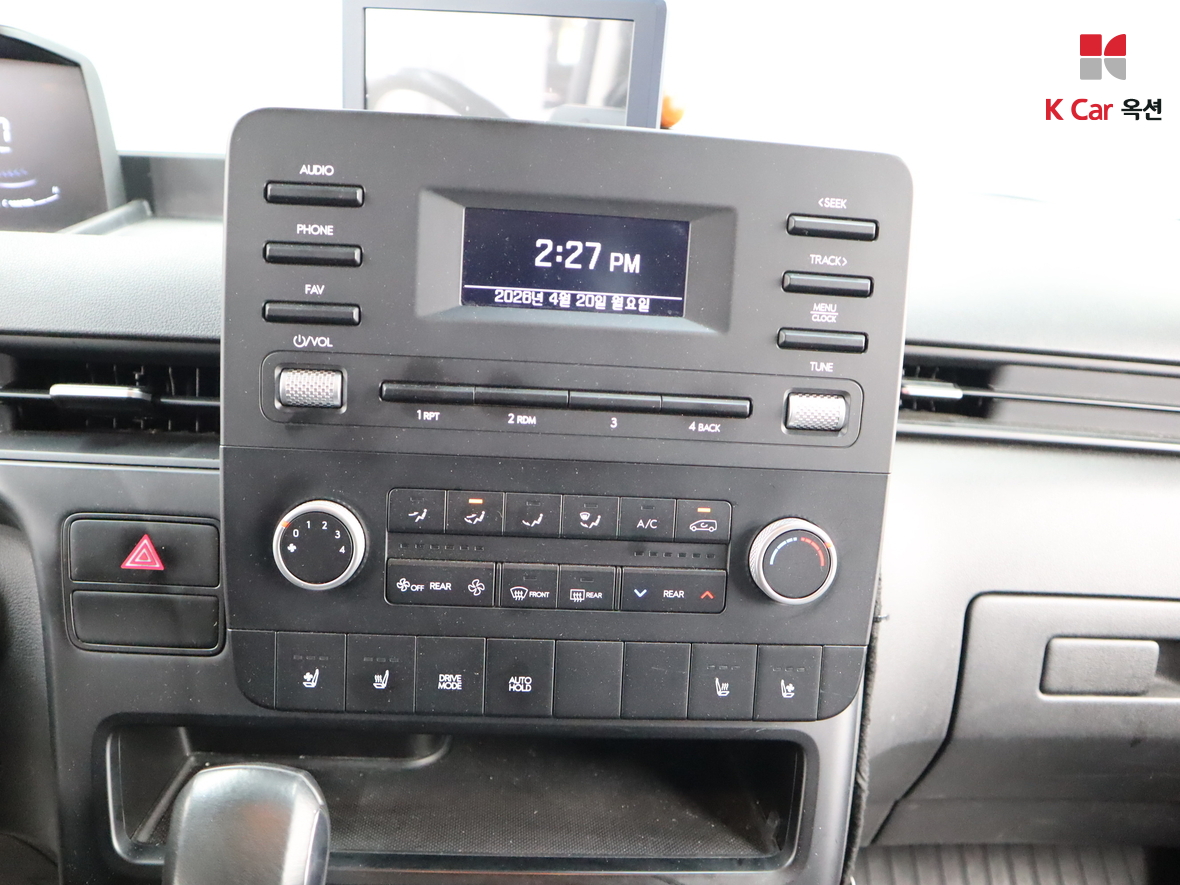 Hyundai Staria 2022 - Image 6