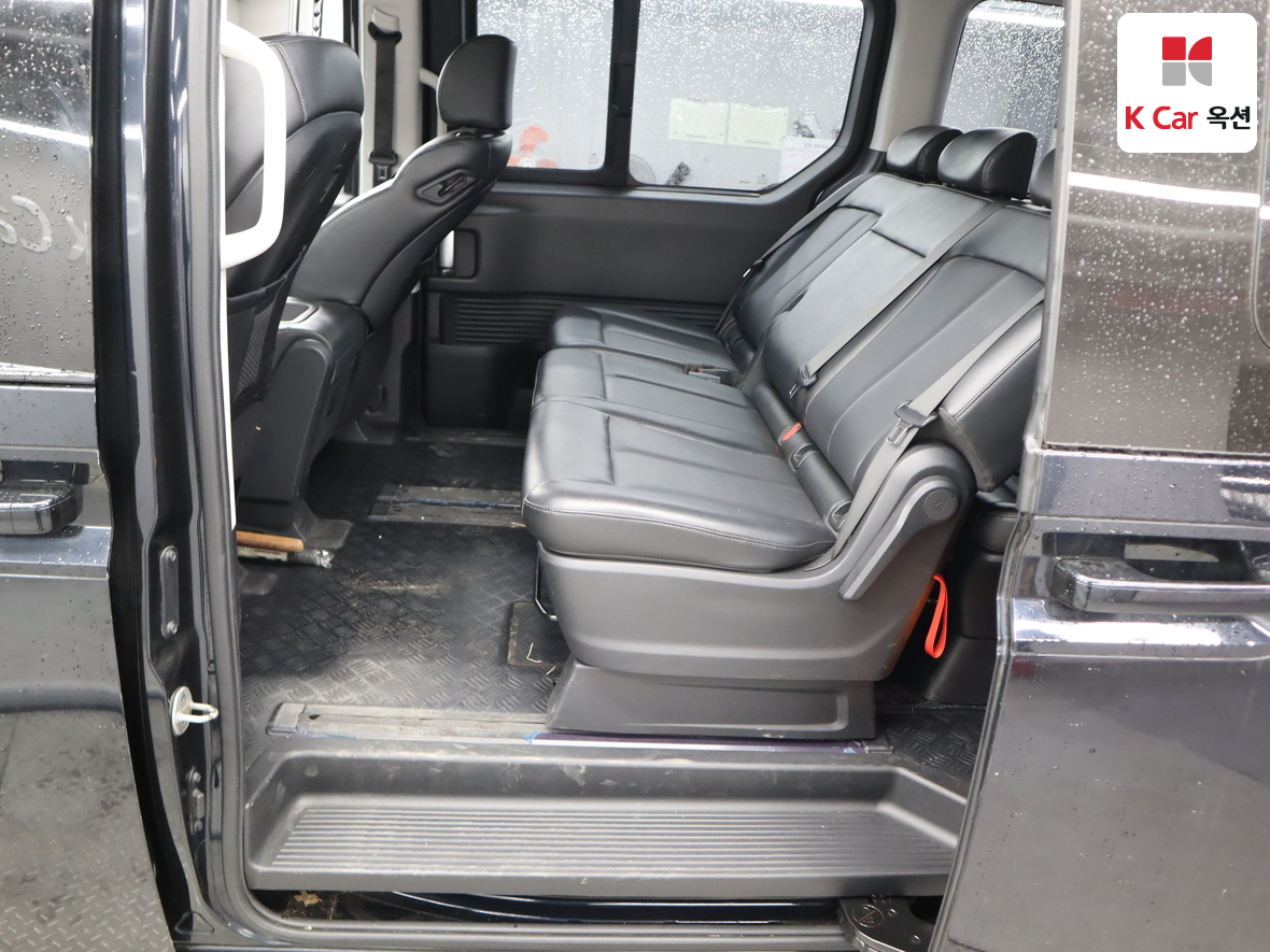 Hyundai Staria 2022 - Image 23