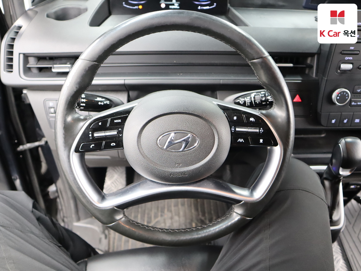 Hyundai Staria 2022 - Image 10