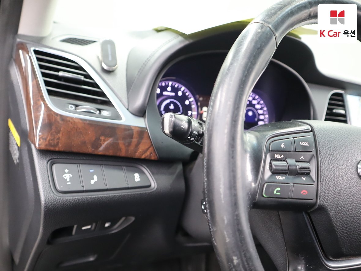 Hyundai Aslan 2015 - Image 9