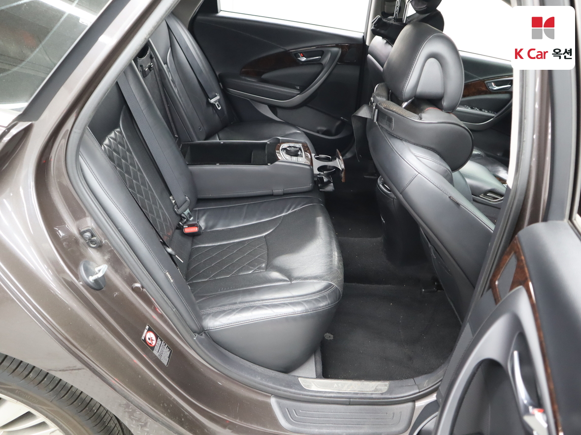 Hyundai Aslan 2015 - Image 28