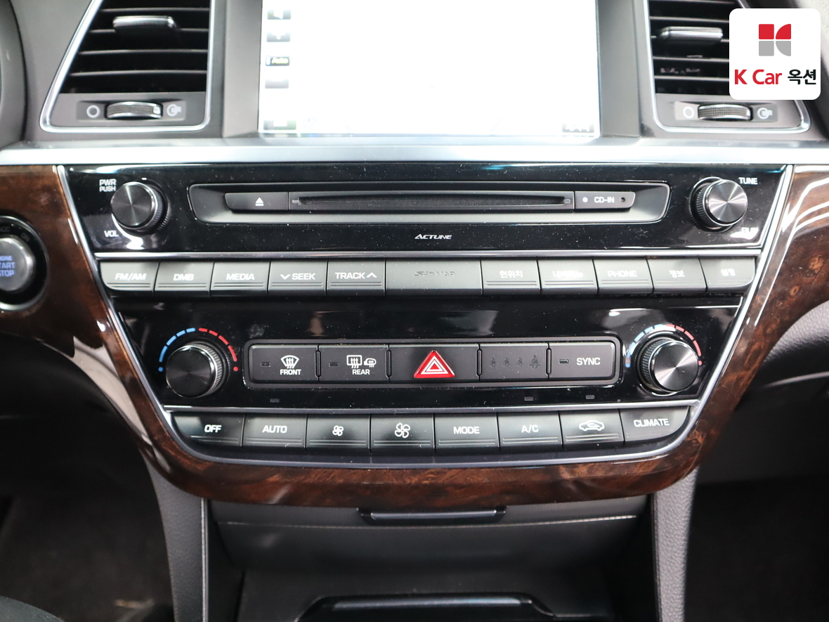 Hyundai Aslan 2015 - Image 15