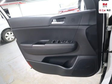2020 - kia sportage