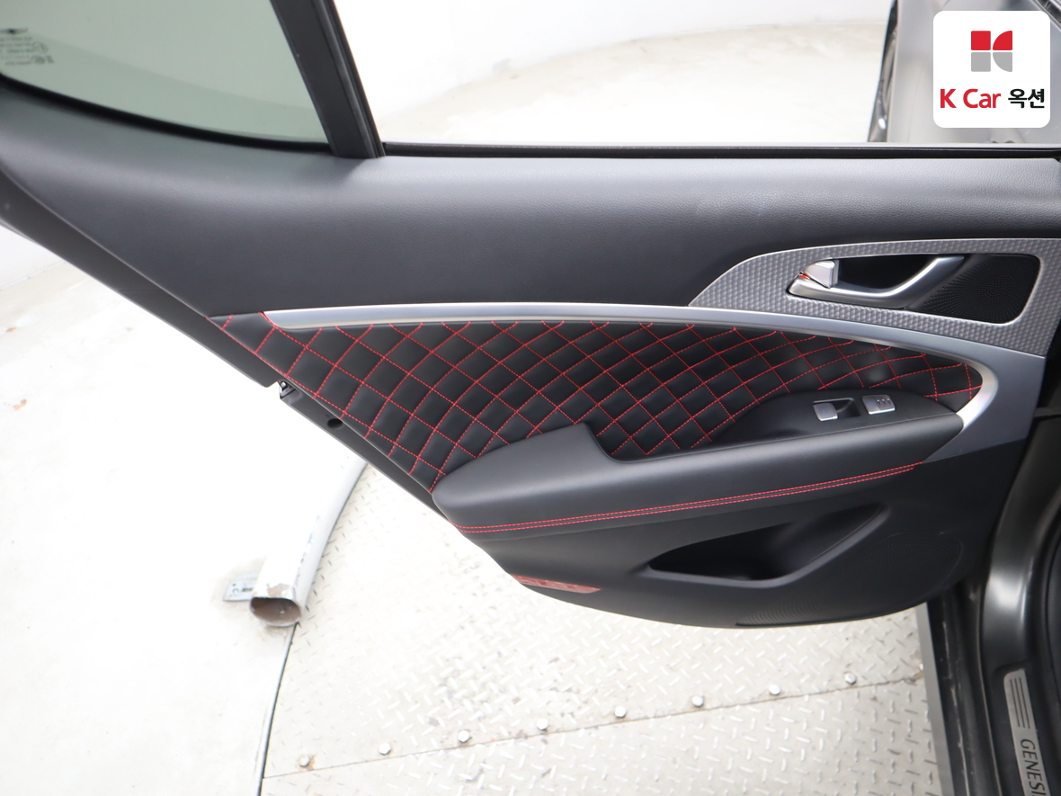 هيونداي جينيسيس 2022 - صورة 23