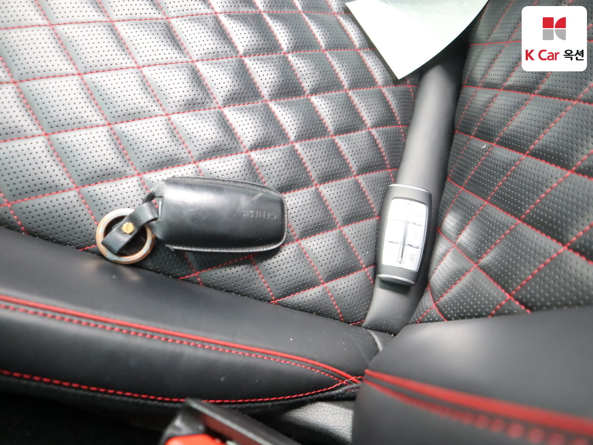 هيونداي جينيسيس 2022 - صورة 17