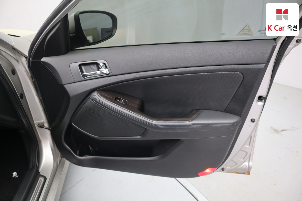 Kia K5 - 29