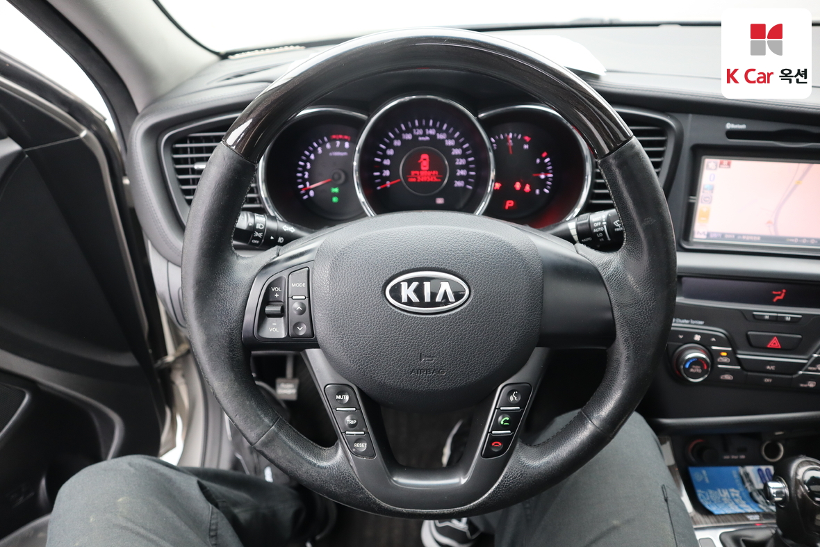 Kia K5 - 10