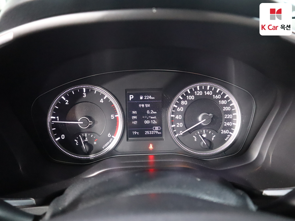 Hyundai Santa Fe 2019 - Image 5