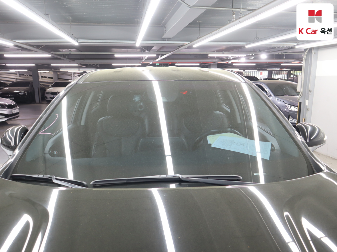 Hyundai Santa Fe 2019 - Image 34