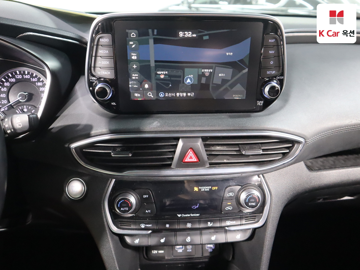 Hyundai Santa Fe 2019 - Image 6
