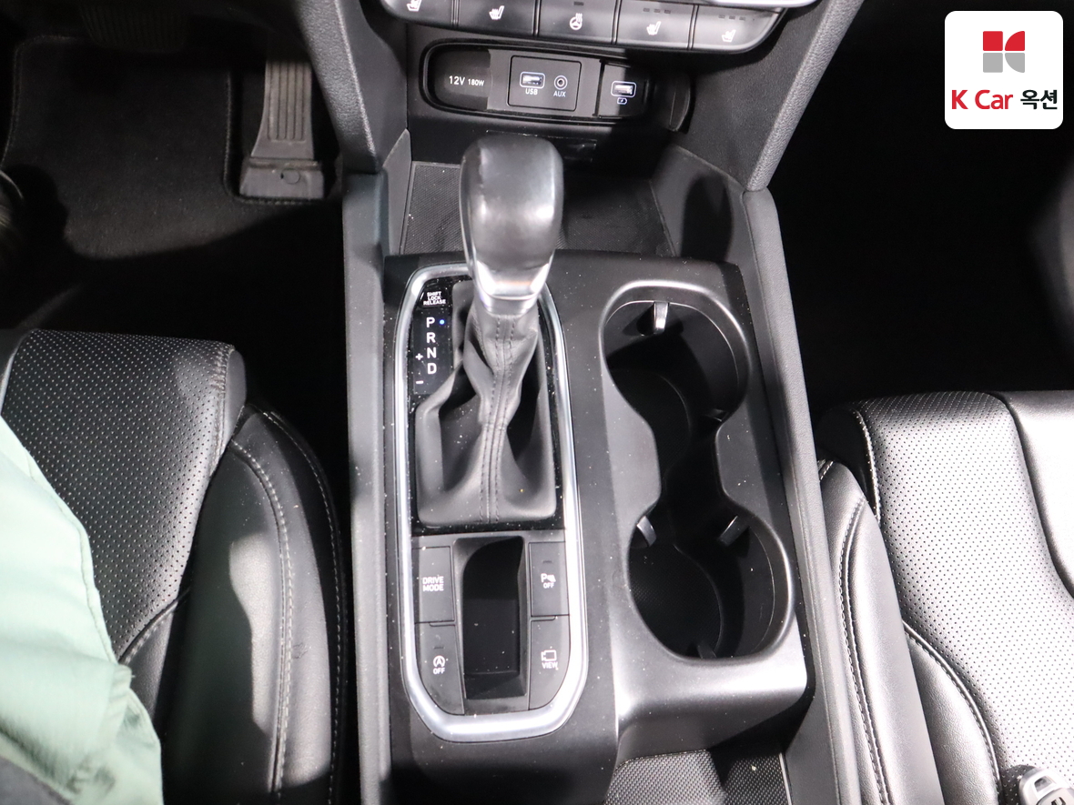 Hyundai Santa Fe 2019 - Image 16