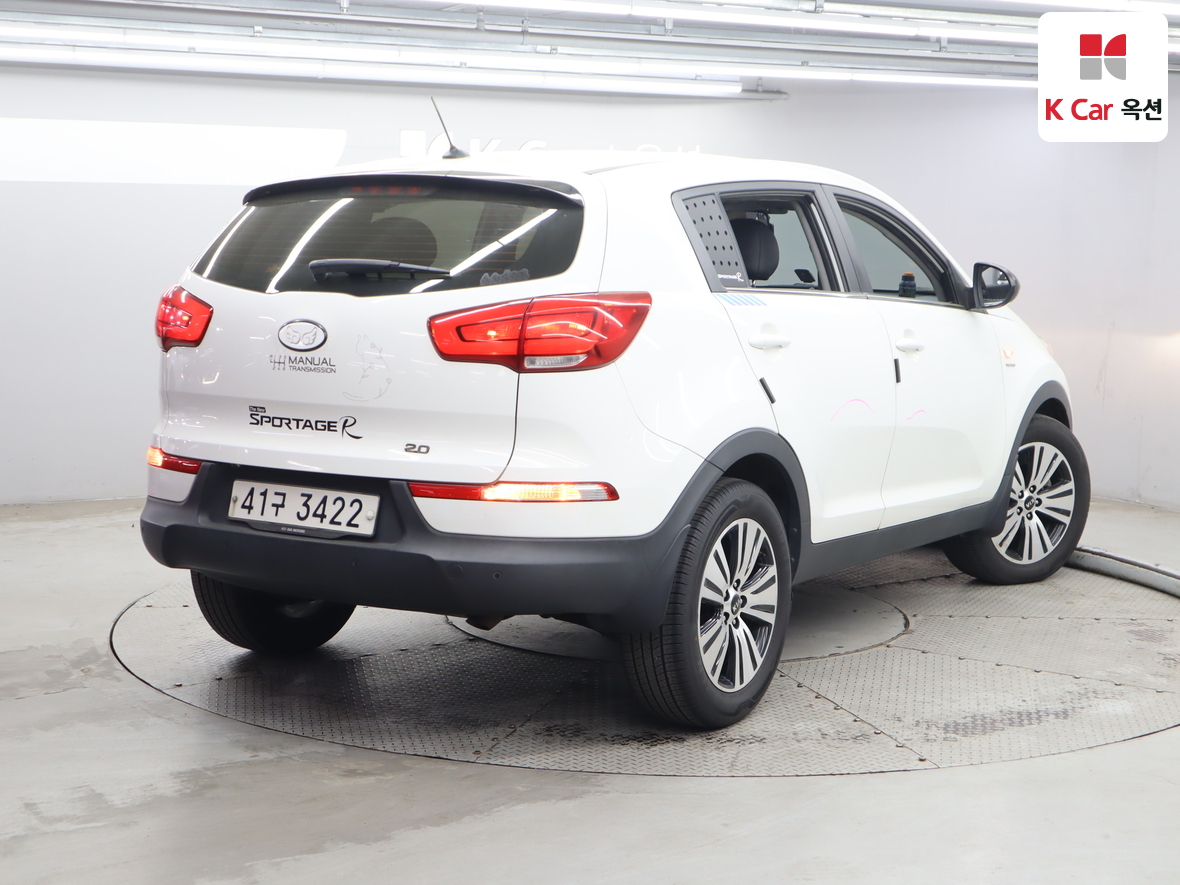 Kia Sportage 2015 - Image 2