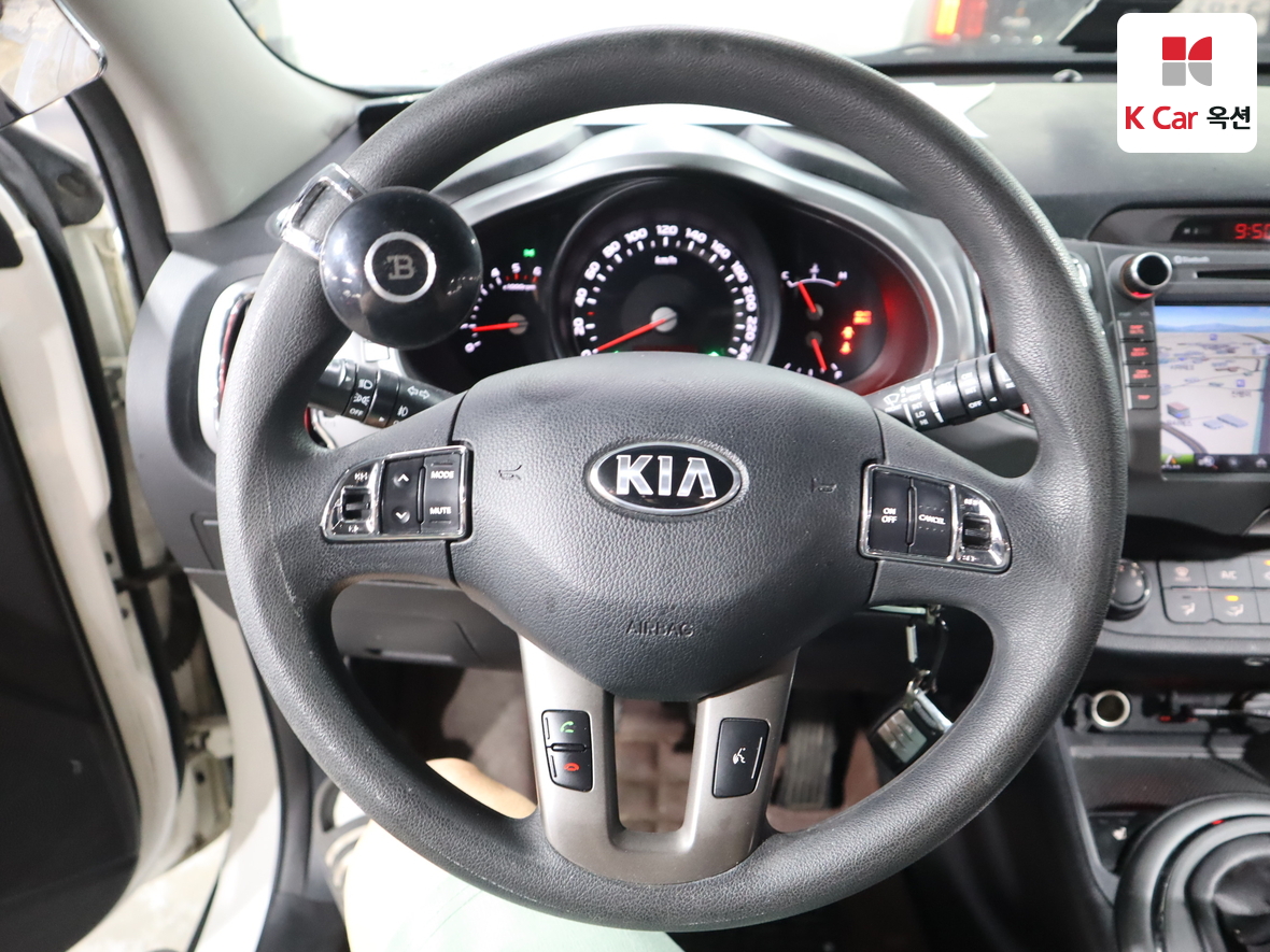 Kia Sportage 2015 - Image 10
