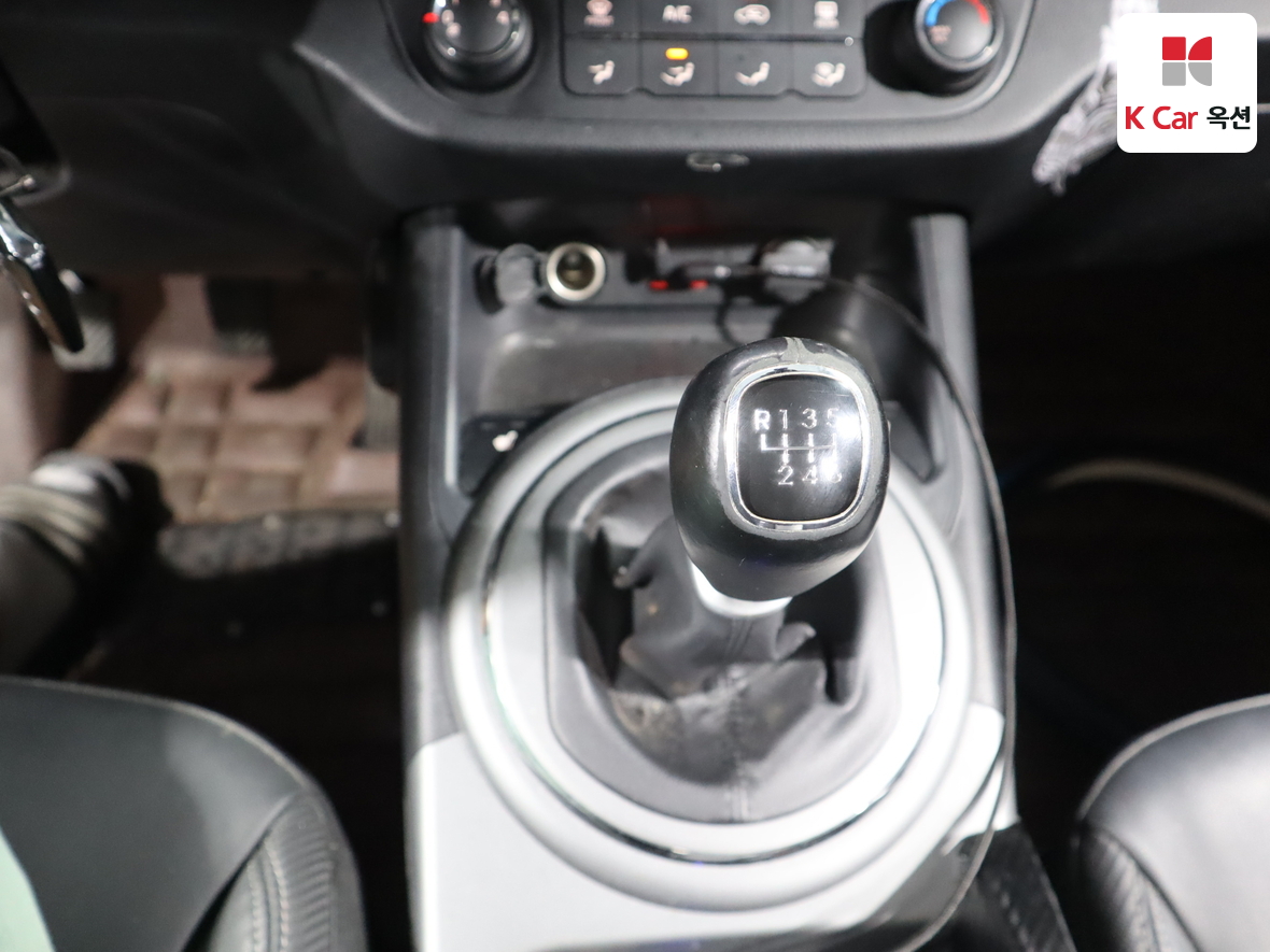 Kia Sportage 2015 - Image 16