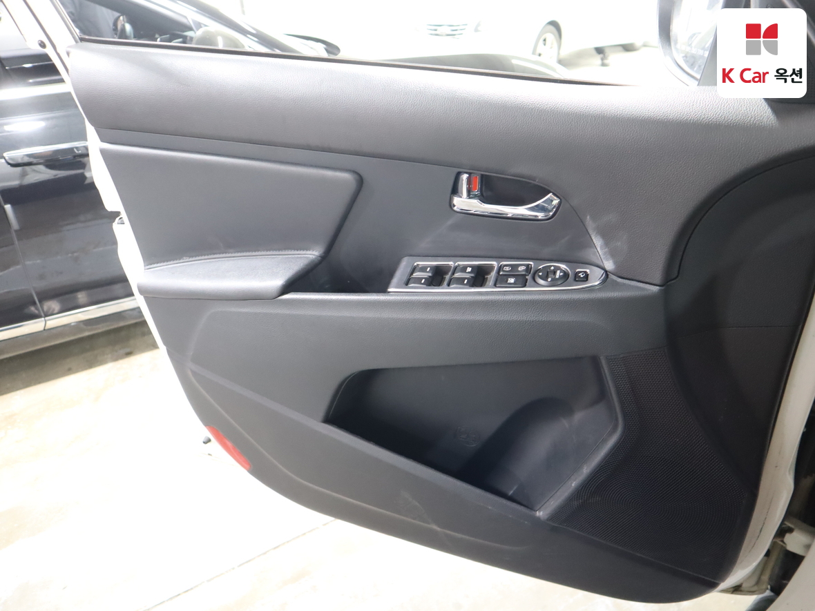 Kia Sportage 2015 - Image 8