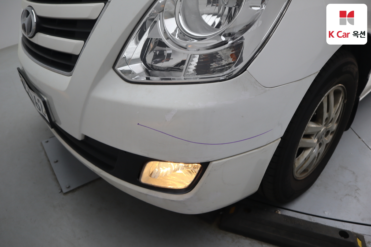 Hyundai Grand Starex - 39