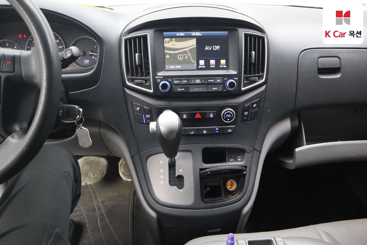 Hyundai Grand Starex - 6