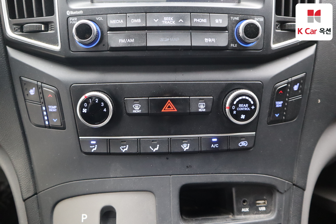 Hyundai Grand Starex - 14