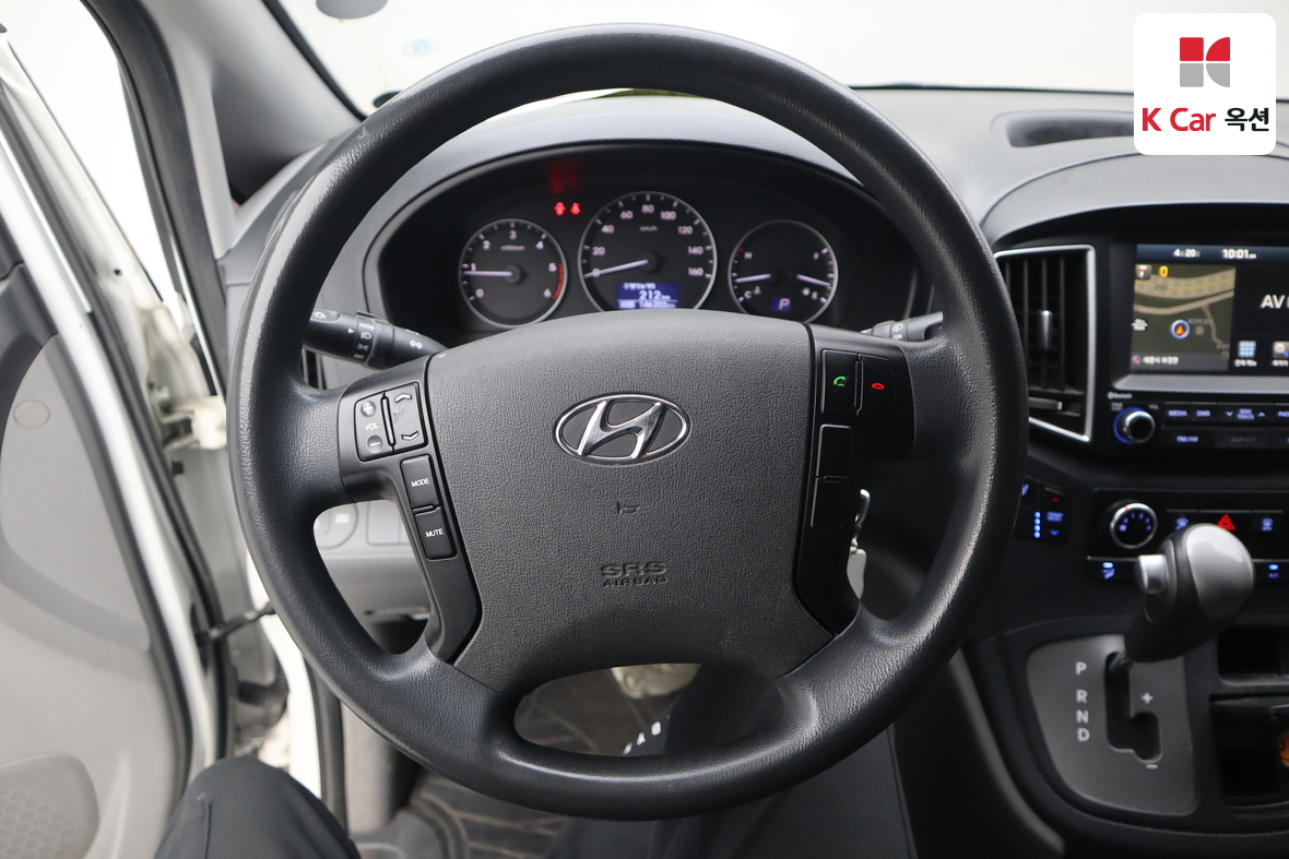 Hyundai Grand Starex - 10